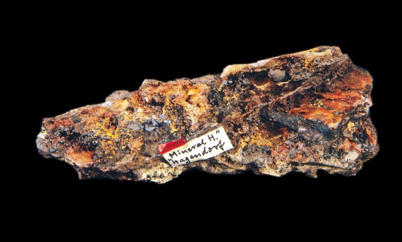 Mineral, Strunzit